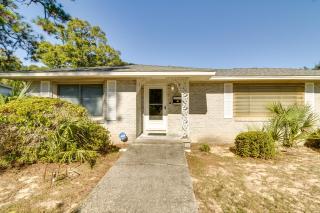 Home w/ Patio & Games Near Dtwn Pensacola! - 5