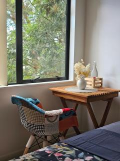 Nestled in the woods out west - Private Queen bed and bath - Auckland - 8