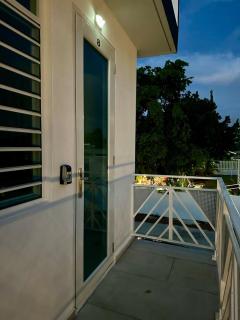 Beachtown Luxury Villas Apt 204 - Aguacate - 8