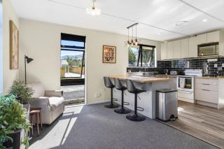 Whole holiday home and spa in sunny Cromwell - Cromwell - 5