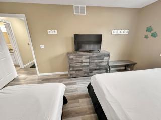 On Island Time at Kelleys Island Condo! - 1