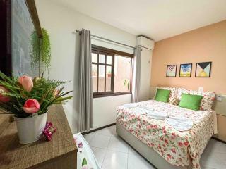 Hospedagem com café da manhã - Quarto 3 - Hospedaria Orquídeas de Bombinhas - Bombinhas - 0