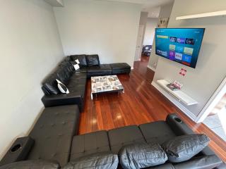 Spacious 5BR Home for Families & Business Travelers - 8