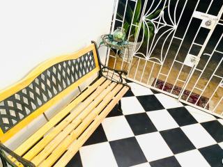 5 bedroom Guest House Mountain and Seaview Junction St Elizabeth - 2