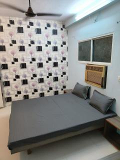 Hotel shiv om - 1