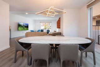 Stunning 3-BR Residence with Free Parking & Patio - 7