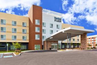 Fairfield Inn & Suites by Marriott Birmingham Colonnade - 3