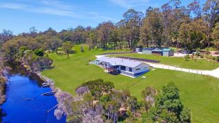 Rivers Edge - Lake Tyers - 9