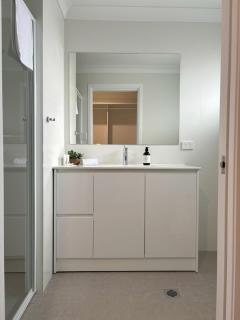 2 Lampe in the CBD - Wagga Wagga - 4