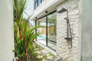 Bohemia Villa A1 Brand New 2BR In Canggu - Tumbak Bayuh - 8