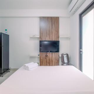 Nice and Cozy Studio at Transpark Cibubur Apartment By Travelio - Depok - 5