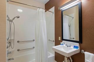 Fairfield Inn & Suites by Marriott Bloomington - Bloomington - 1
