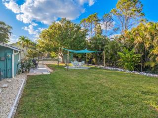 Bring Your Boat! Updated Home Close to 3 Beaches - Fort Myers - 2