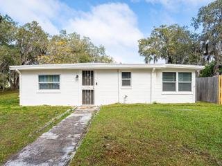 Stylish and Cozy Castle - Altamonte Springs - 1