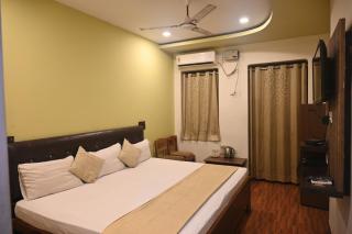 Hotel Gokul Grand - Varanasi - 9