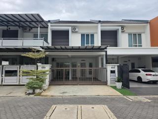 OYO 91080 Guesthouse Dseribong - Kota Bharu - 8