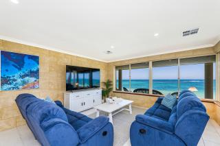 Ledge on the Beach - Nestled right by the waters edge - Ledge Point - 2