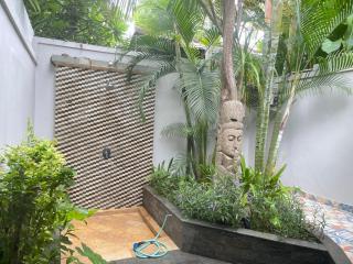 Bali Santi Bungalows - Candidasa - 9