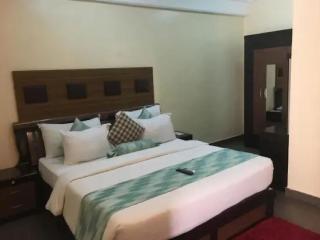 Room in Lodge - Cynergy Suites Royale, Lekki - 3
