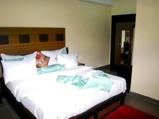 Cynergy Suites Royale - Standard - Lagos - 2