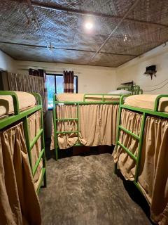 Anemos Surf Hostel & Homestay - General Luna - 2