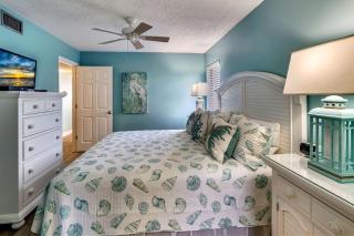Emerald Isle 104 - St Pete Beach - 2