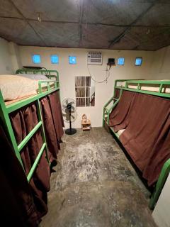 Anemos Surf Hostel & Homestay - General Luna - 4