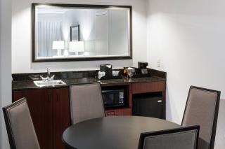 Courtyard by Marriott Waco - Waco - 1