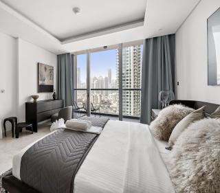 Luxury Living in Sterling West - 8