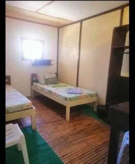 Barkada Aircon Room - - 7