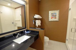 Fairfield Inn & Suites by Marriott Bowling Green - Bowling Green - 1