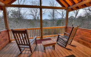 Almost Heaven Pet-friendly steamy hot tub pool table firepit - Mineral Bluff - 6