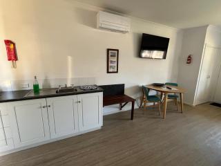 Clearwater Motel Apartments - 3