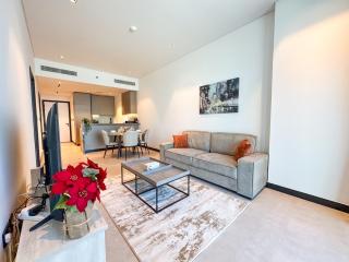 Luxury 1BR in 15 Northside Tower with Canal View 4AB03 - Dubai - 4