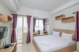 Cozy Stay Studio Apartment at Margonda Residence 5 By Travelio - Depok - 9