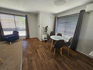 Central Perk - Wendouree - 5