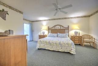 Island Beach Club #P3E - 2