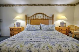 Island Beach Club #P3E - 1