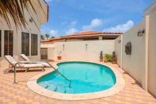 OJ88 - Private Villa with pool - 5 min from Palm Beach - 4BR house - Palm-Eagle Beach - 9