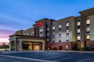 Hampton Inn & Suites Brookings - 8
