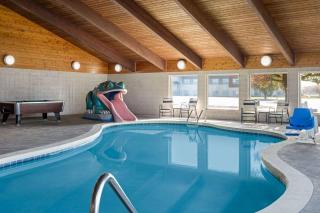 AmericInn by Wyndham Beaver Dam - Beaver Dam - 3