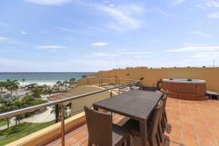 Beachfront -Bella Vista Penthouse 2BR condo - E523 - Palm-Eagle Beach - 8