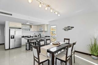 Beachfront -Bella Vista Penthouse 2BR condo - E523 - Palm-Eagle Beach - 5