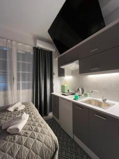 Medusa suite stadiou - Atene - 2