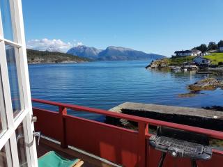 Charming sea house with sauna and private jetty - 7