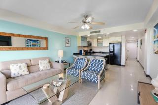 Beachfront - Ocean Comfort 2BR condo - P216 - Palm-Eagle Beach - 5