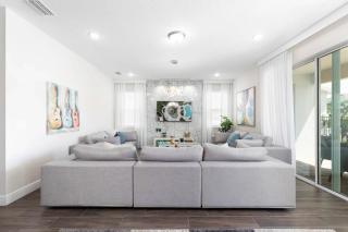 Chic Gateway - 5 Bedroom with Pool and Spa - Orlando - 8