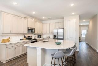 Chic Gateway - 5 Bedroom with Pool and Spa - Orlando - 7