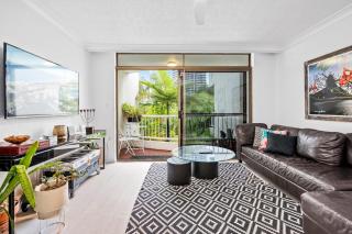 Surfers Paradise Seaside Retreat - 0