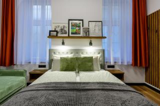 Budapest Holidays Vibes - 3